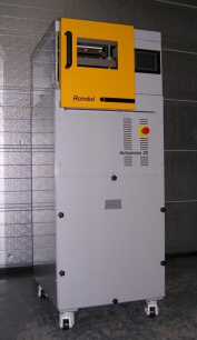 Rondol Technology Ltd.公司AutoPress 25 Laboratory 25 Tonne Auto Hydraulic Programmable Press實驗室自動液壓機(jī)